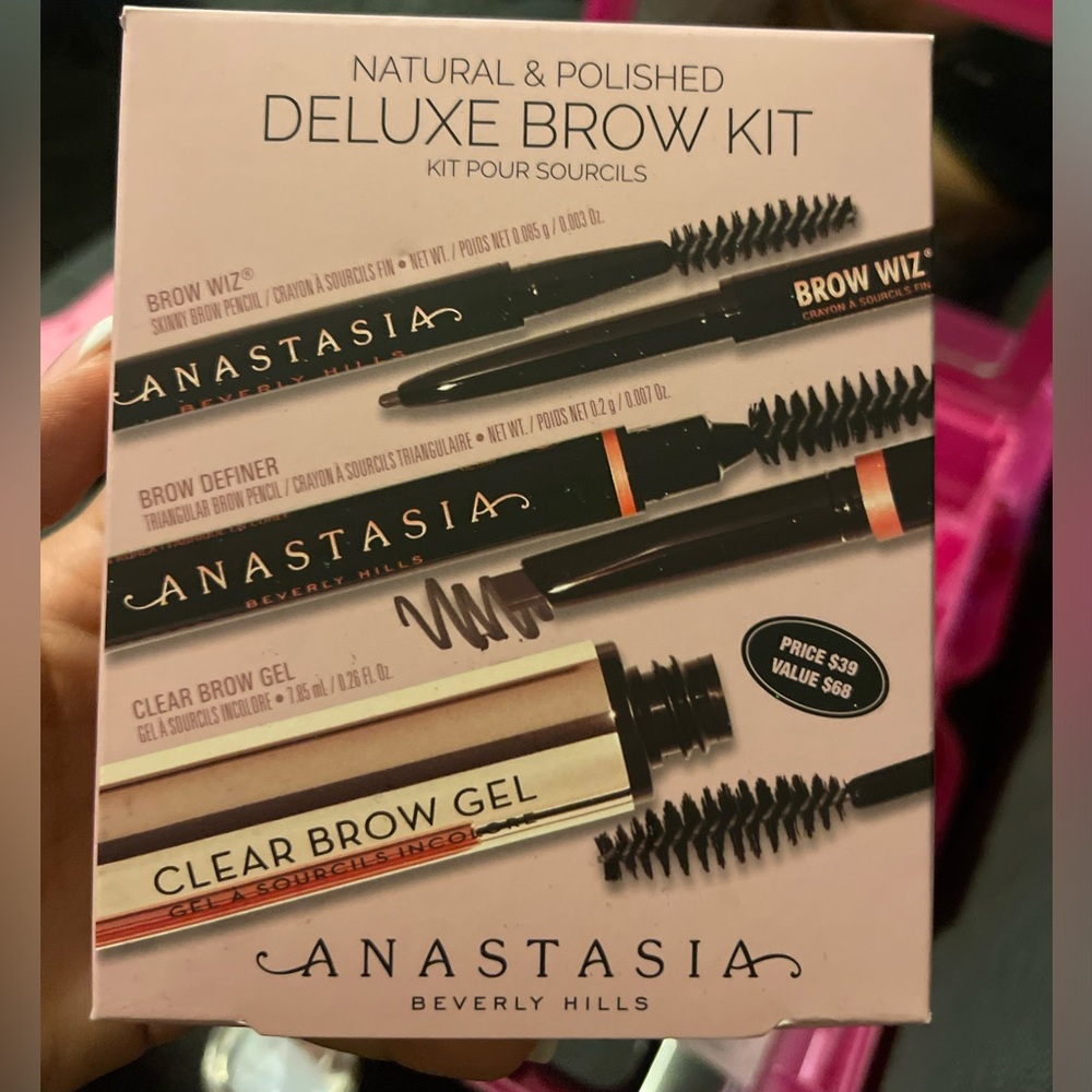 New deluxe brow kit